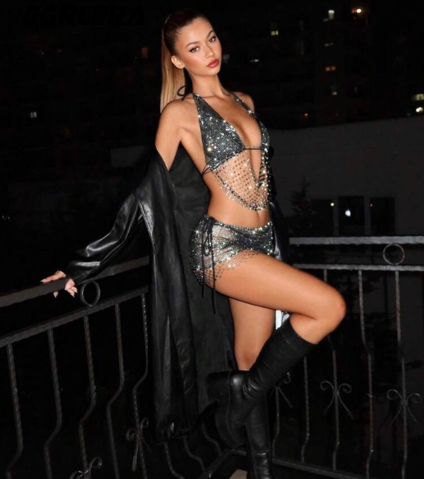 Women's 2-Piece Set with Diamond Net