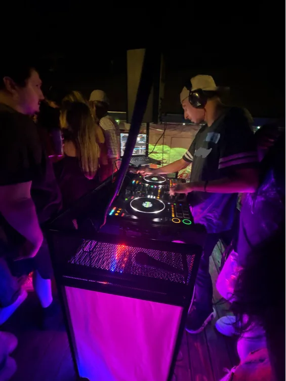 Wedding Fund -DJ