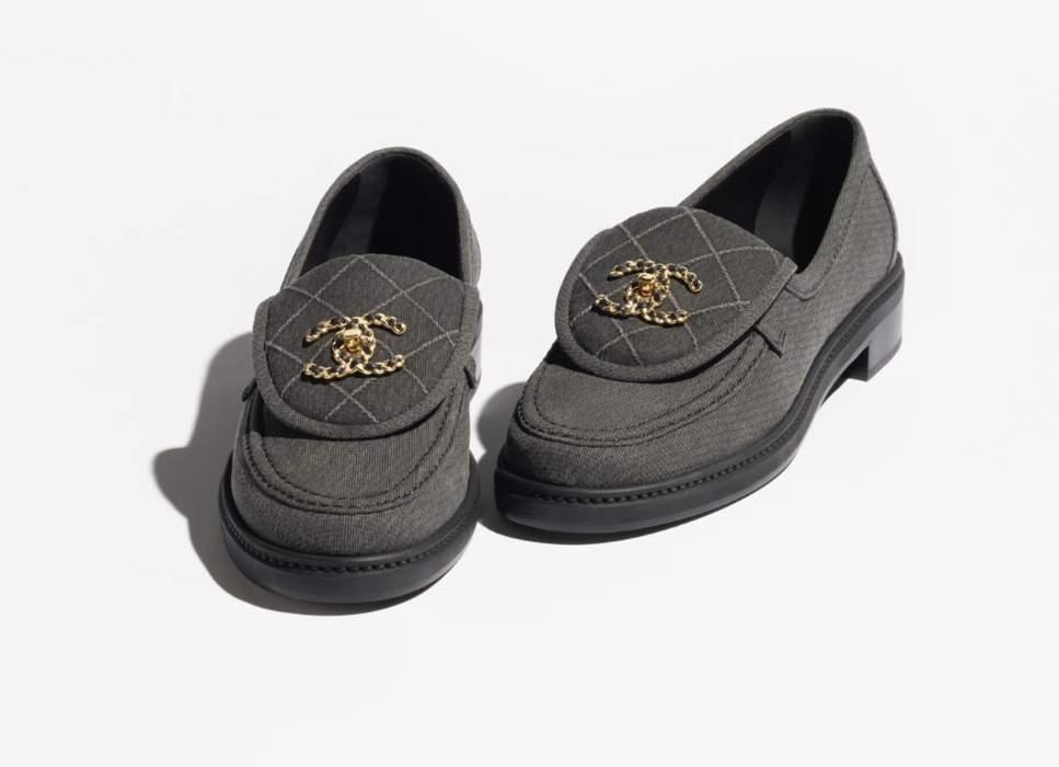 CHANEL MOCASSINS