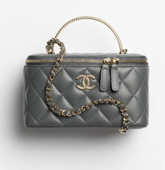 Long Vanity with chain