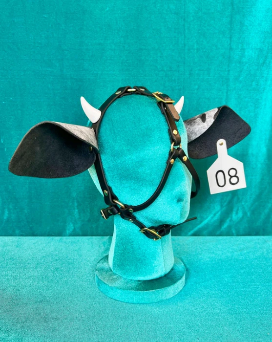 Cow Face Belt | black with cookies-and-cream ears / antique brass / yes