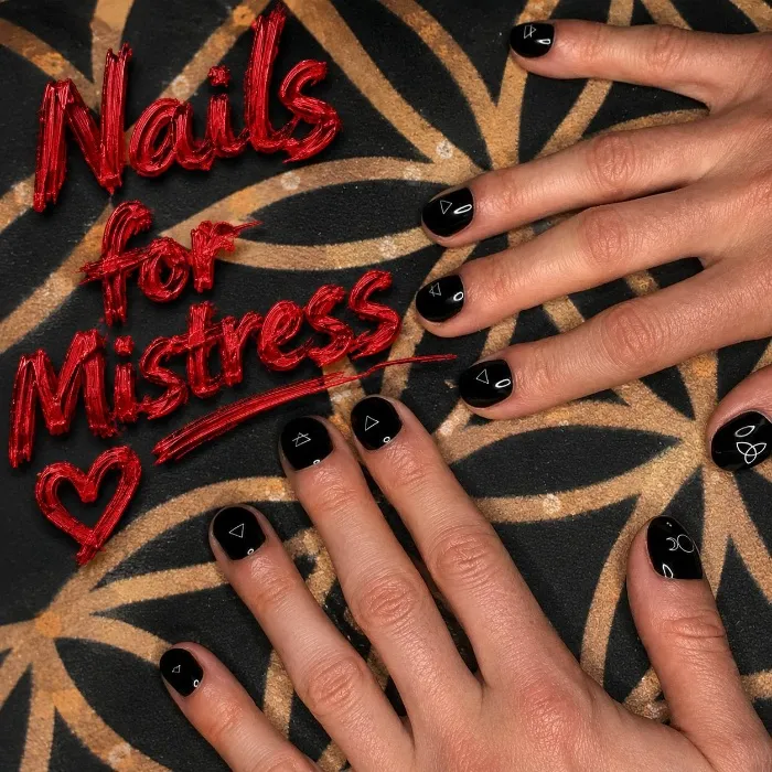  Nails for Mistress 