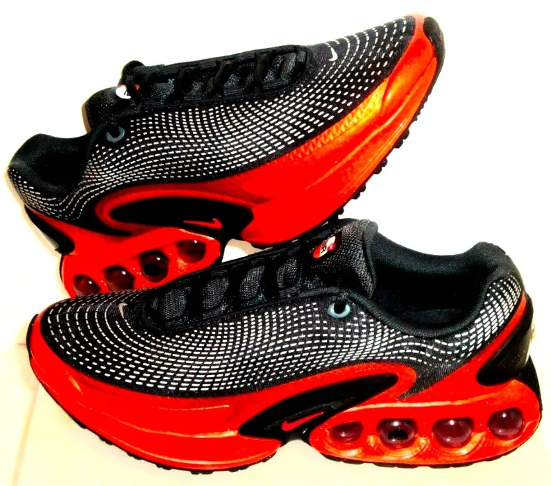 NIKE Air Max DN 