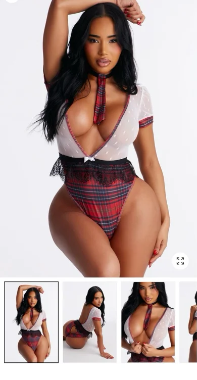 Sexy cosplay student