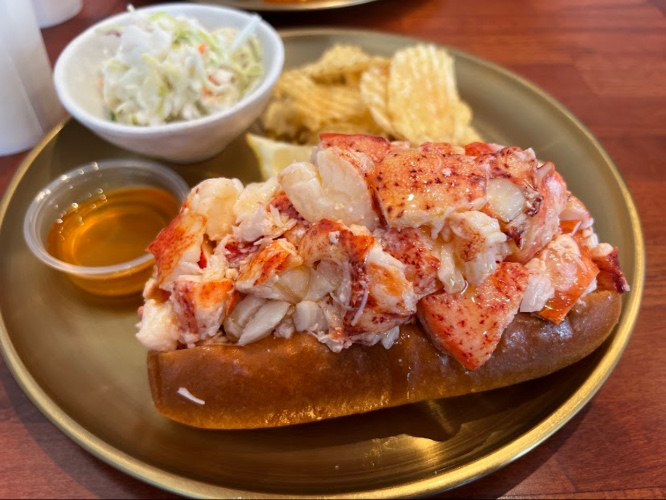 Lobster Dinner and Drinks 