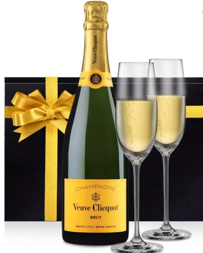 Veuve Clicquot Champagne with Flutes