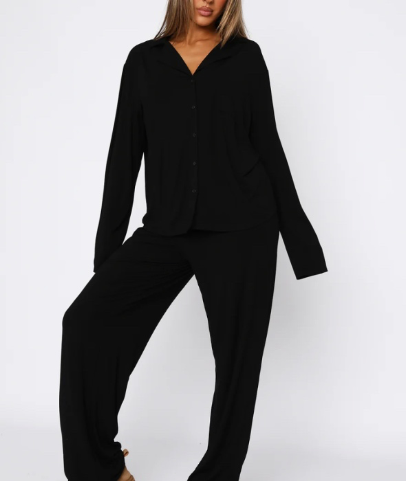 Pillowtalk Pjs in Black