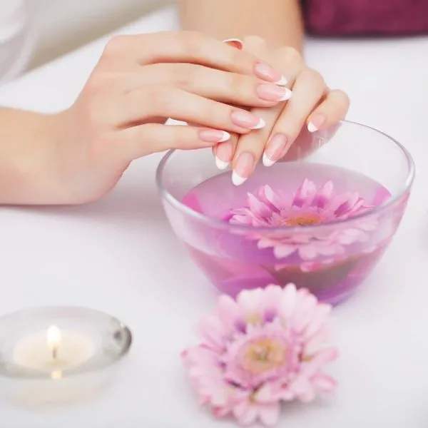 Luxe Manicure