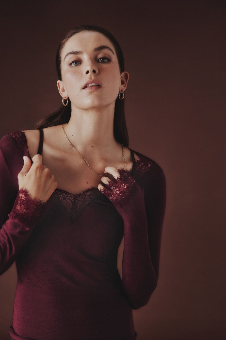 Intimissimi long sleeve burgundy