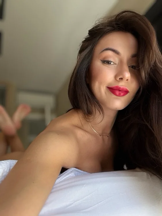 Send a kiss 