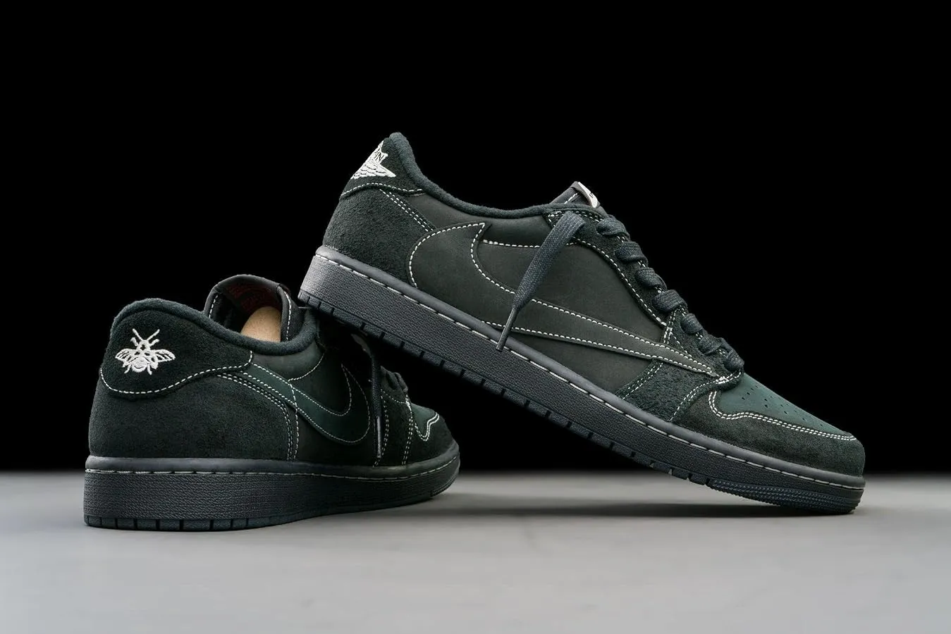 Shoe