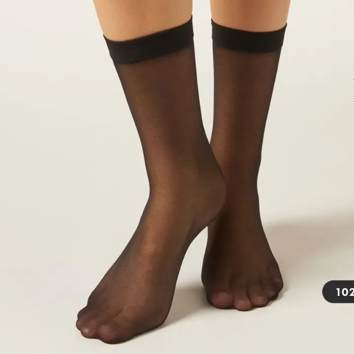 Sheer socks in black