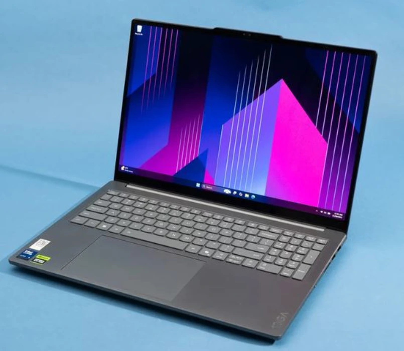 Laptop for drone training