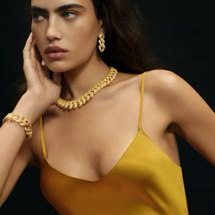 Rosa Necklace