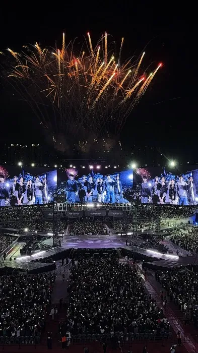 BTS dream ticket <3