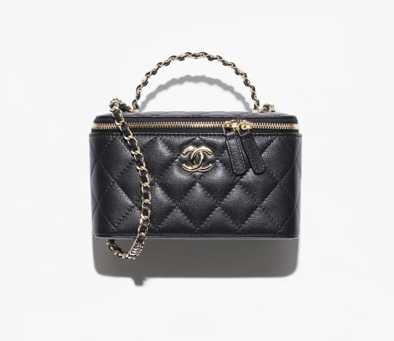 Chanel vanity with chain