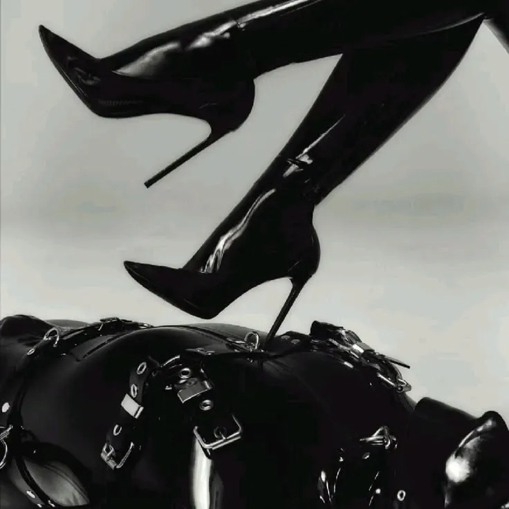 Good submissive.