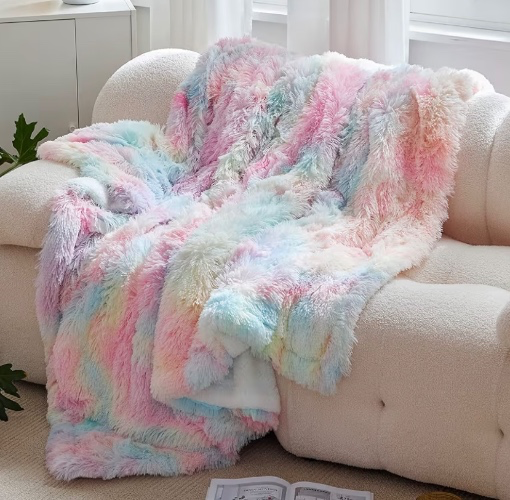 🌈rainbow fluffy blanket!🌈