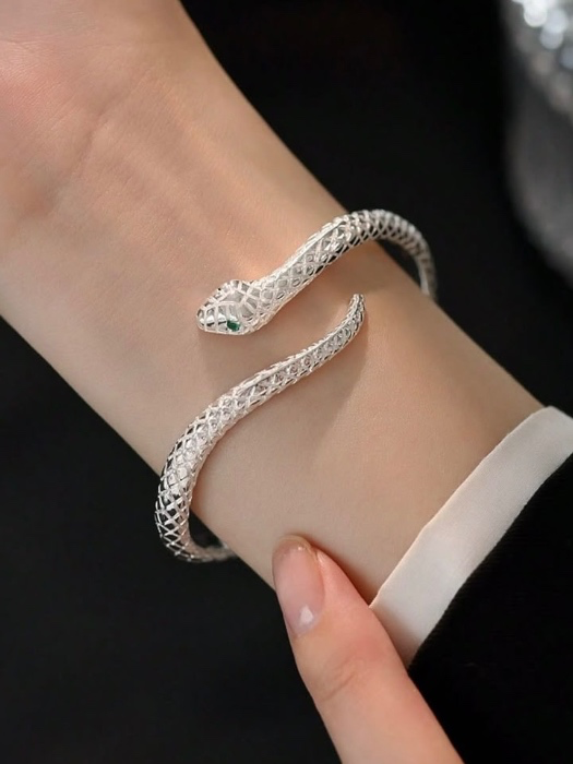 Silver Serpent Bracelet 🐍🤍