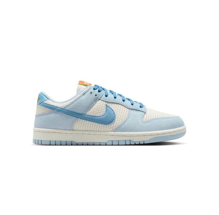 Nike W Dunk Low SE 🩵