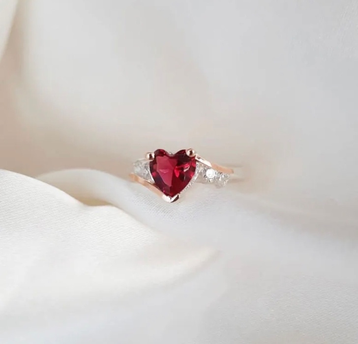 Love Promise Ring 🩸
