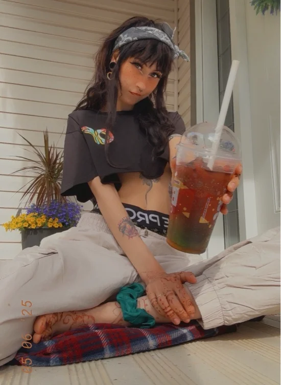 Buy me a drink 🖤