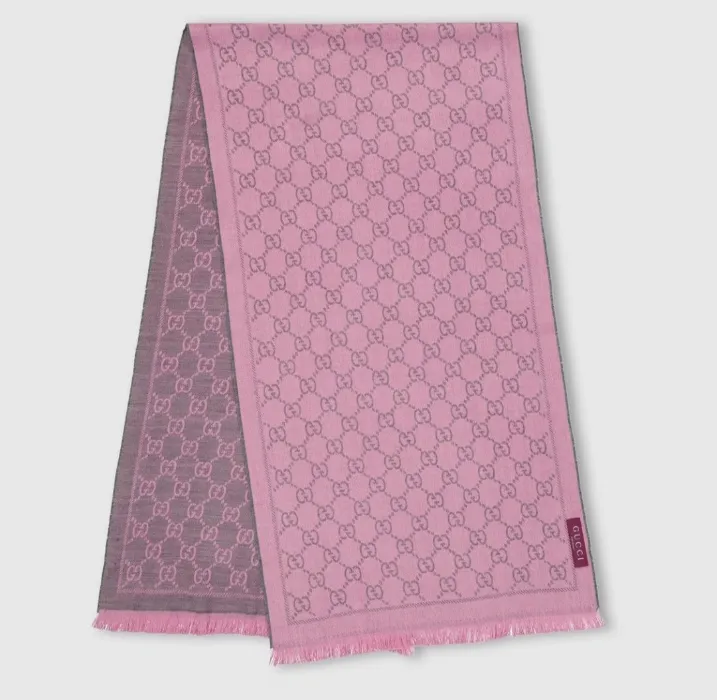 Gucci scarf 