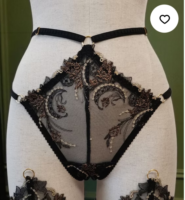 Noir d'Or Deco Thongs