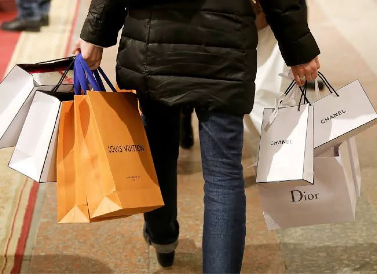 Shopping spree 🛍️