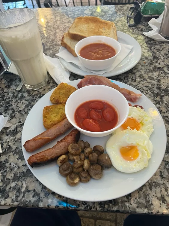 Breakfast for Master