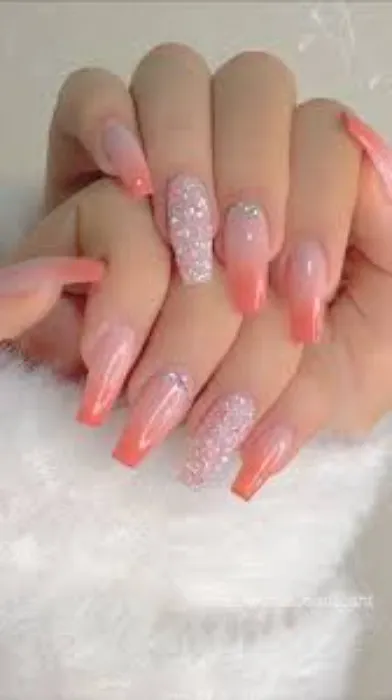 nails