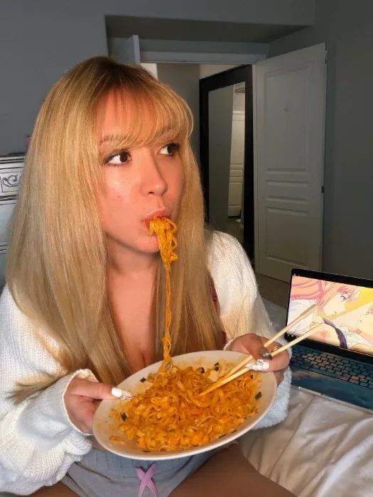 Gamer snacks ‧₊˚ ⋅ 𓐐𓎩 ‧₊˚ ⋅