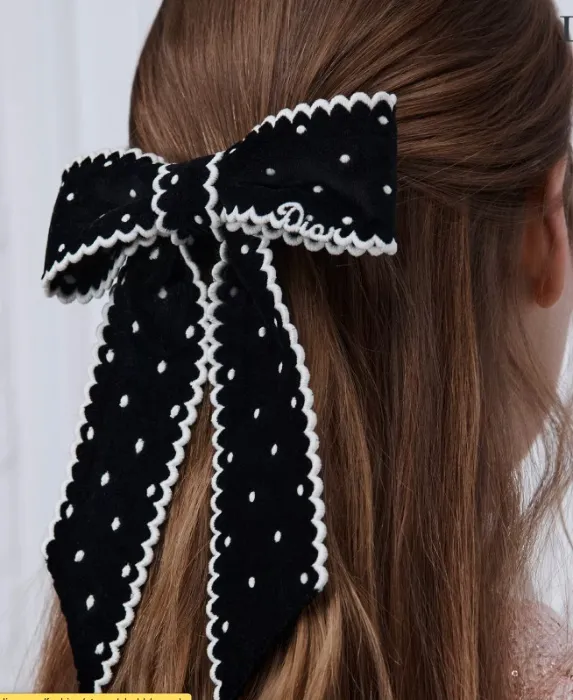 Dior Bow hair clip