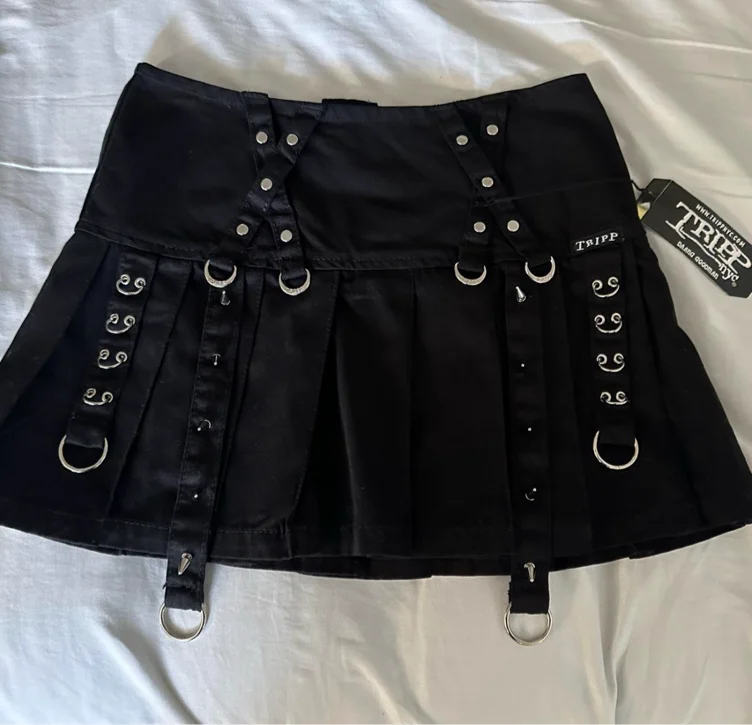 Tripp NYC Skirt with Hardware 