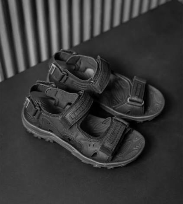 Trekking sandals
