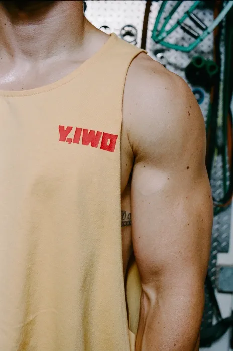 Strong: Power Crazy Cropped Side Cut | S