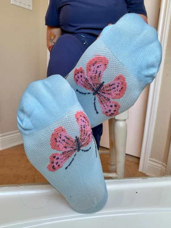 $25 for just admiring me 🥰